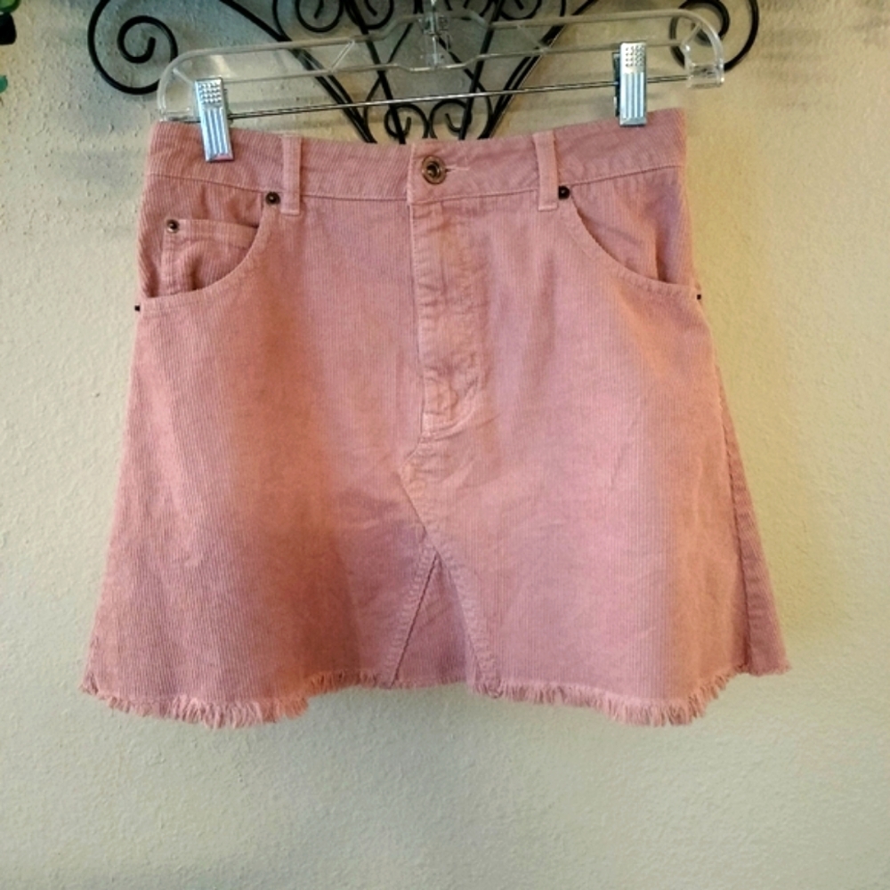 🔥 3 for $25 SALE Mauve Corduroy Mini Skirt.  Size 27 about a Size 4/6